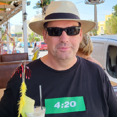 howard@nerdculture.de