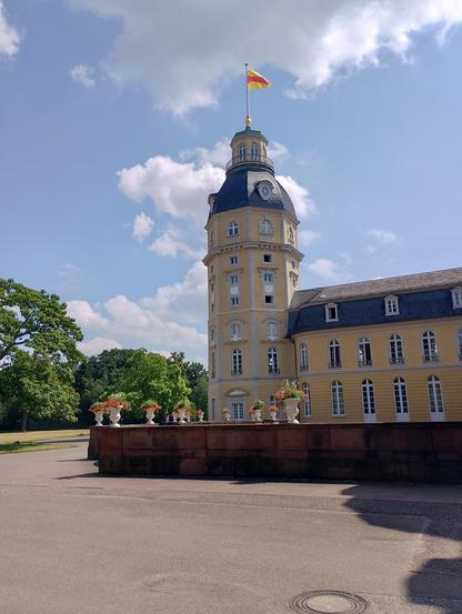 Schlossturm aus der Nähe 