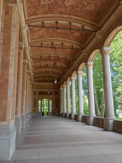 Trinkhalle im Kurpark