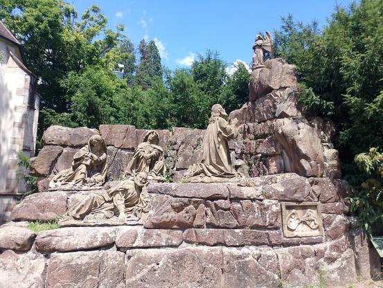 Figurengruppe Ölberg in einem Park